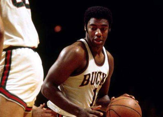 莫拉塔从尤 莫拉塔从尤